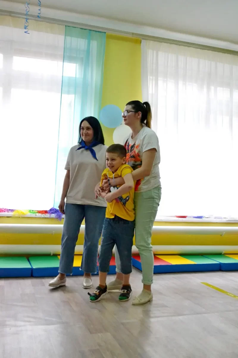 Праздник "По дороге с облаками" в рамках инклюзивного фестиваля #ЛЮДИКАКЛЮДИ - 2024