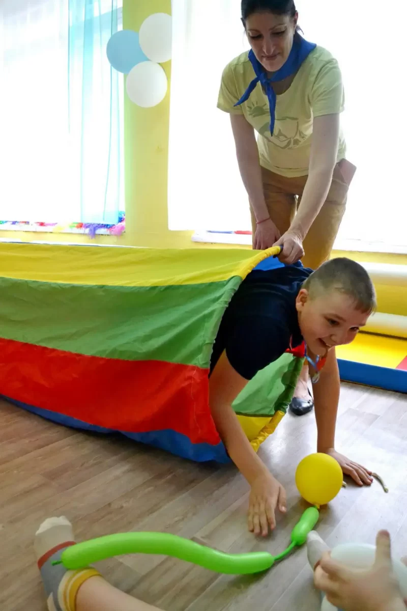 Праздник "По дороге с облаками" в рамках инклюзивного фестиваля #ЛЮДИКАКЛЮДИ - 2024