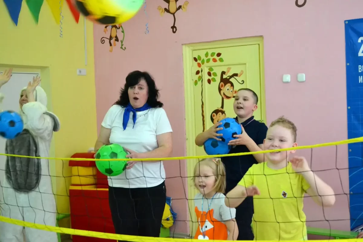 Праздник "По дороге с облаками" в рамках инклюзивного фестиваля #ЛЮДИКАКЛЮДИ - 2024