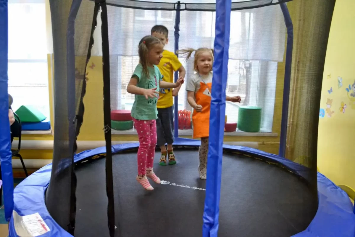 Праздник "По дороге с облаками" в рамках инклюзивного фестиваля #ЛЮДИКАКЛЮДИ - 2024