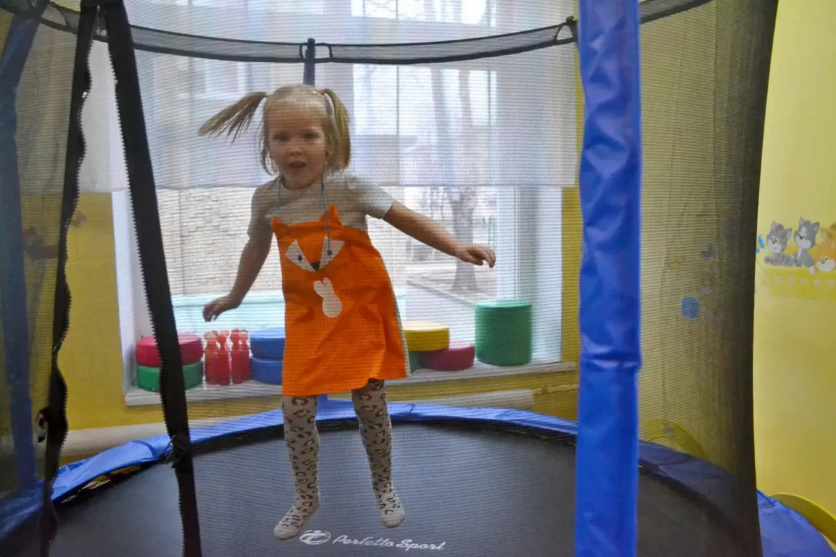 Праздник "По дороге с облаками" в рамках инклюзивного фестиваля #ЛЮДИКАКЛЮДИ - 2024