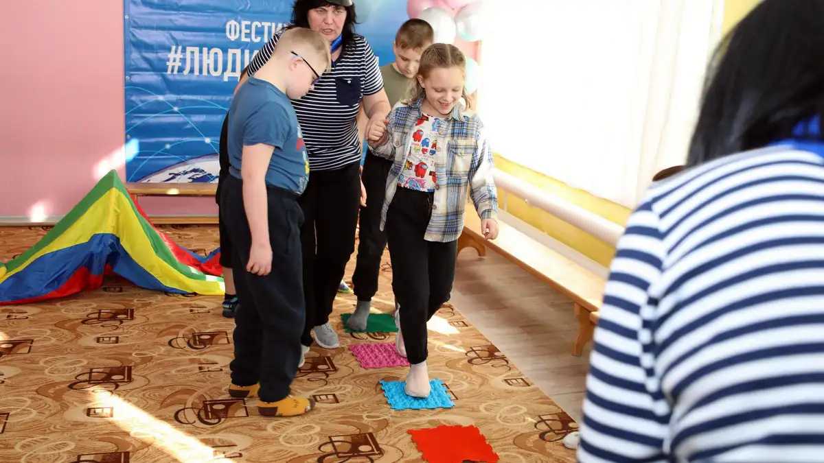 Праздник "В гостях у Золотой рыбки" в рамках инклюзивного фестиваля #ЛЮДИКАКЛЮДИ - 2023