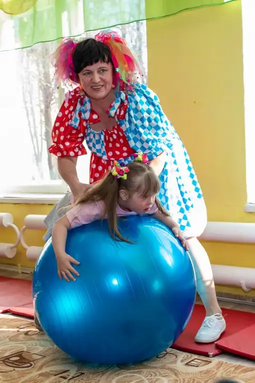 Праздник "Должны смеяться дети!" в рамках инклюзивного фестиваля #ЛЮДИКАКЛЮДИ - 2022