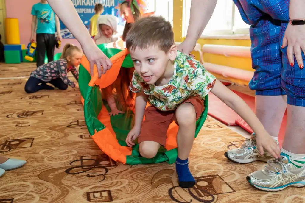 Праздник "Должны смеяться дети!" в рамках инклюзивного фестиваля #ЛЮДИКАКЛЮДИ - 2022