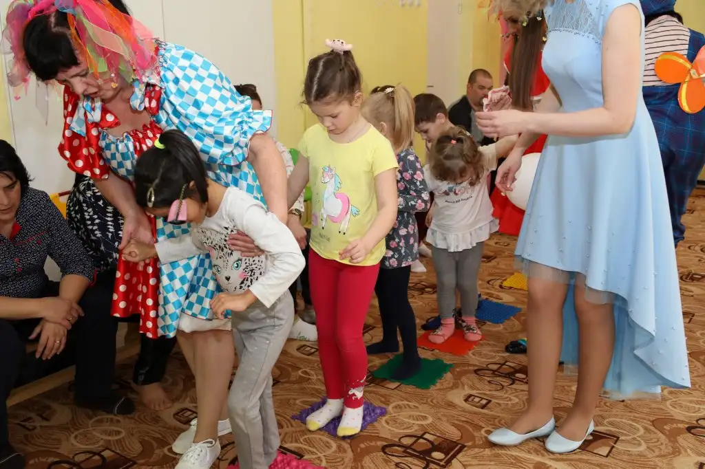 Праздник "Должны смеяться дети!" в рамках инклюзивного фестиваля #ЛЮДИКАКЛЮДИ - 2022