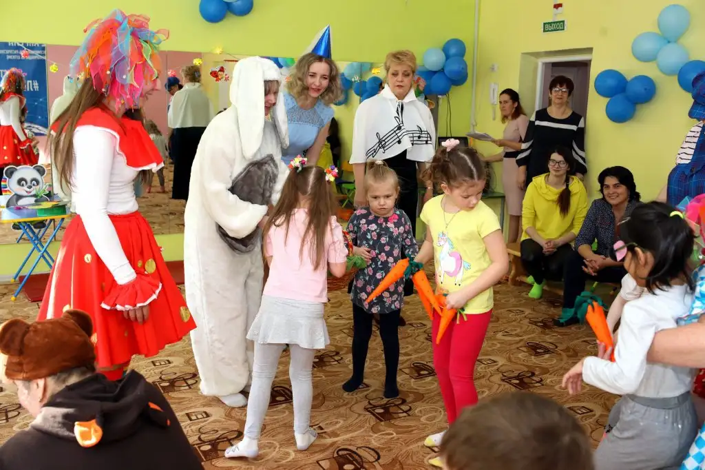 Праздник "Должны смеяться дети!" в рамках инклюзивного фестиваля #ЛЮДИКАКЛЮДИ - 2022