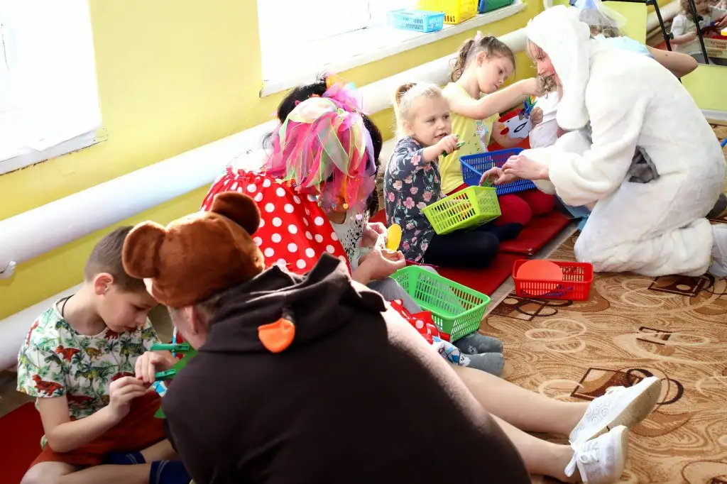 Праздник "Должны смеяться дети!" в рамках инклюзивного фестиваля #ЛЮДИКАКЛЮДИ - 2022