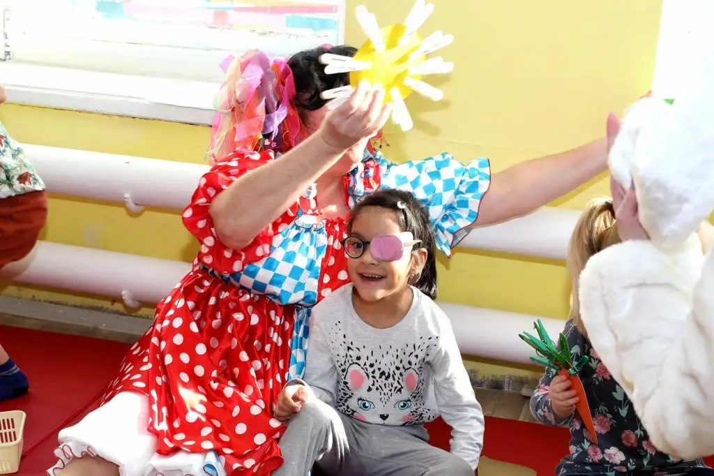 Праздник "Должны смеяться дети!" в рамках инклюзивного фестиваля #ЛЮДИКАКЛЮДИ - 2022