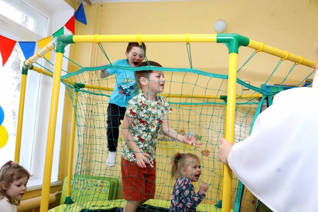 Праздник "Должны смеяться дети!" в рамках инклюзивного фестиваля #ЛЮДИКАКЛЮДИ - 2022