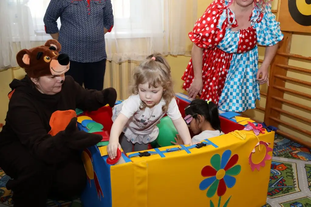 Праздник "Должны смеяться дети!" в рамках инклюзивного фестиваля #ЛЮДИКАКЛЮДИ - 2022