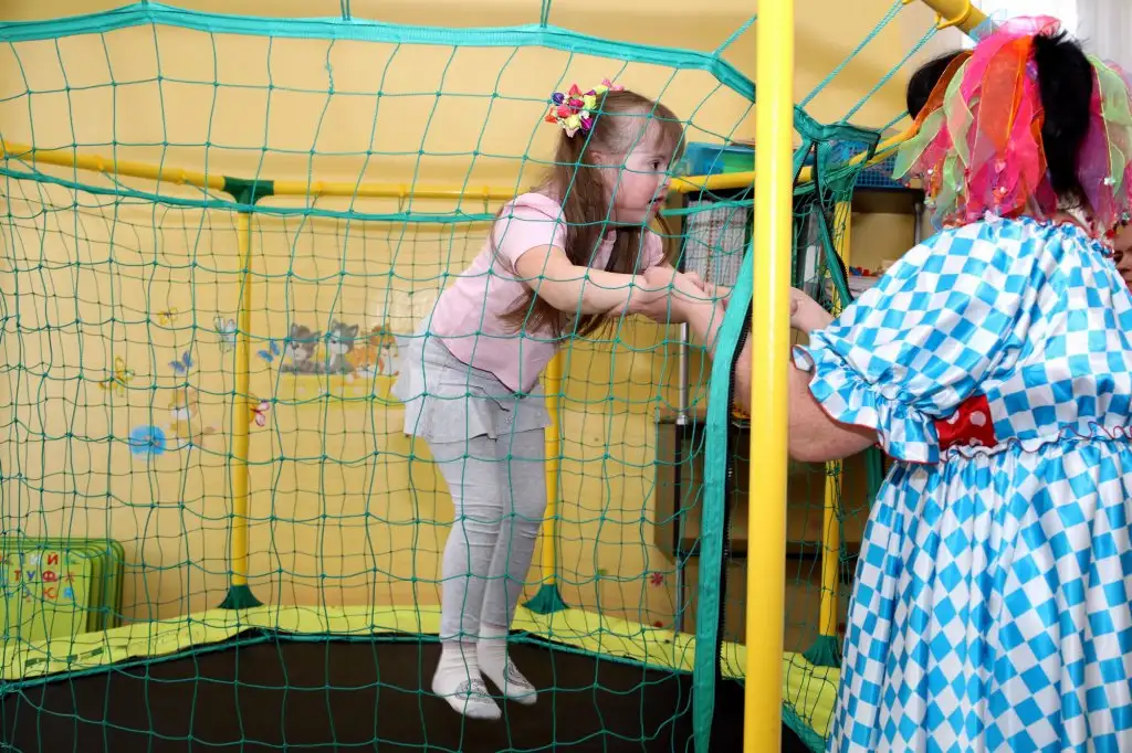 Праздник "Должны смеяться дети!" в рамках инклюзивного фестиваля #ЛЮДИКАКЛЮДИ - 2022