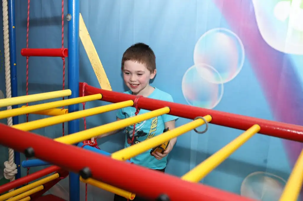 Праздник "Должны смеяться дети!" в рамках инклюзивного фестиваля #ЛЮДИКАКЛЮДИ - 2022