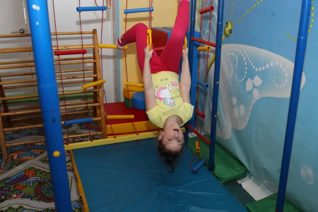 Праздник "Должны смеяться дети!" в рамках инклюзивного фестиваля #ЛЮДИКАКЛЮДИ - 2022