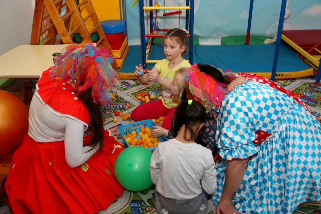 Праздник "Должны смеяться дети!" в рамках инклюзивного фестиваля #ЛЮДИКАКЛЮДИ - 2022