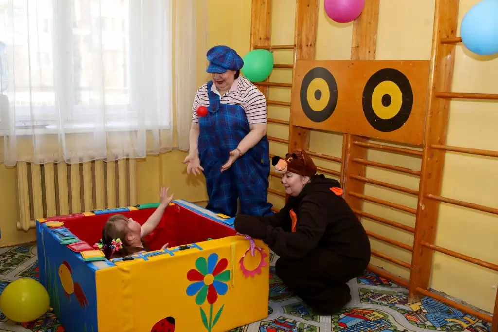 Праздник "Должны смеяться дети!" в рамках инклюзивного фестиваля #ЛЮДИКАКЛЮДИ - 2022