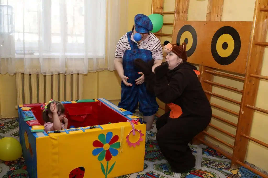 Праздник "Должны смеяться дети!" в рамках инклюзивного фестиваля #ЛЮДИКАКЛЮДИ - 2022