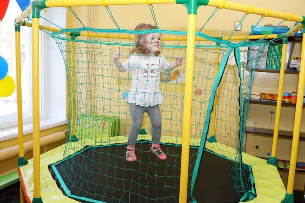 Праздник "Должны смеяться дети!" в рамках инклюзивного фестиваля #ЛЮДИКАКЛЮДИ - 2022