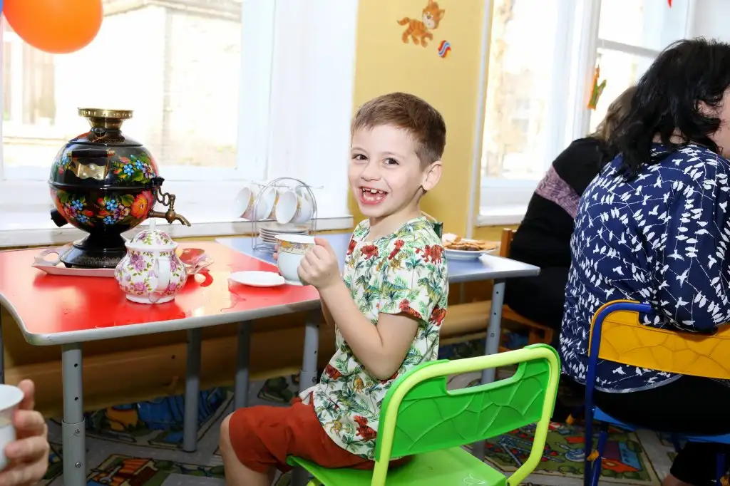 Праздник "Должны смеяться дети!" в рамках инклюзивного фестиваля #ЛЮДИКАКЛЮДИ - 2022