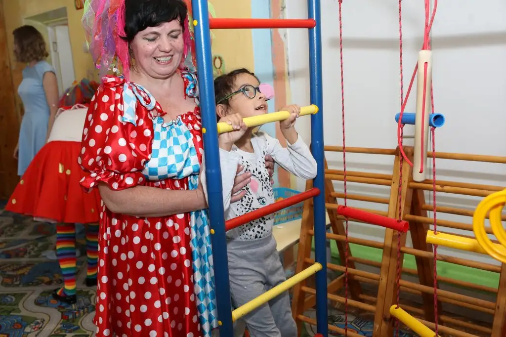 Праздник "Должны смеяться дети!" в рамках инклюзивного фестиваля #ЛЮДИКАКЛЮДИ - 2022