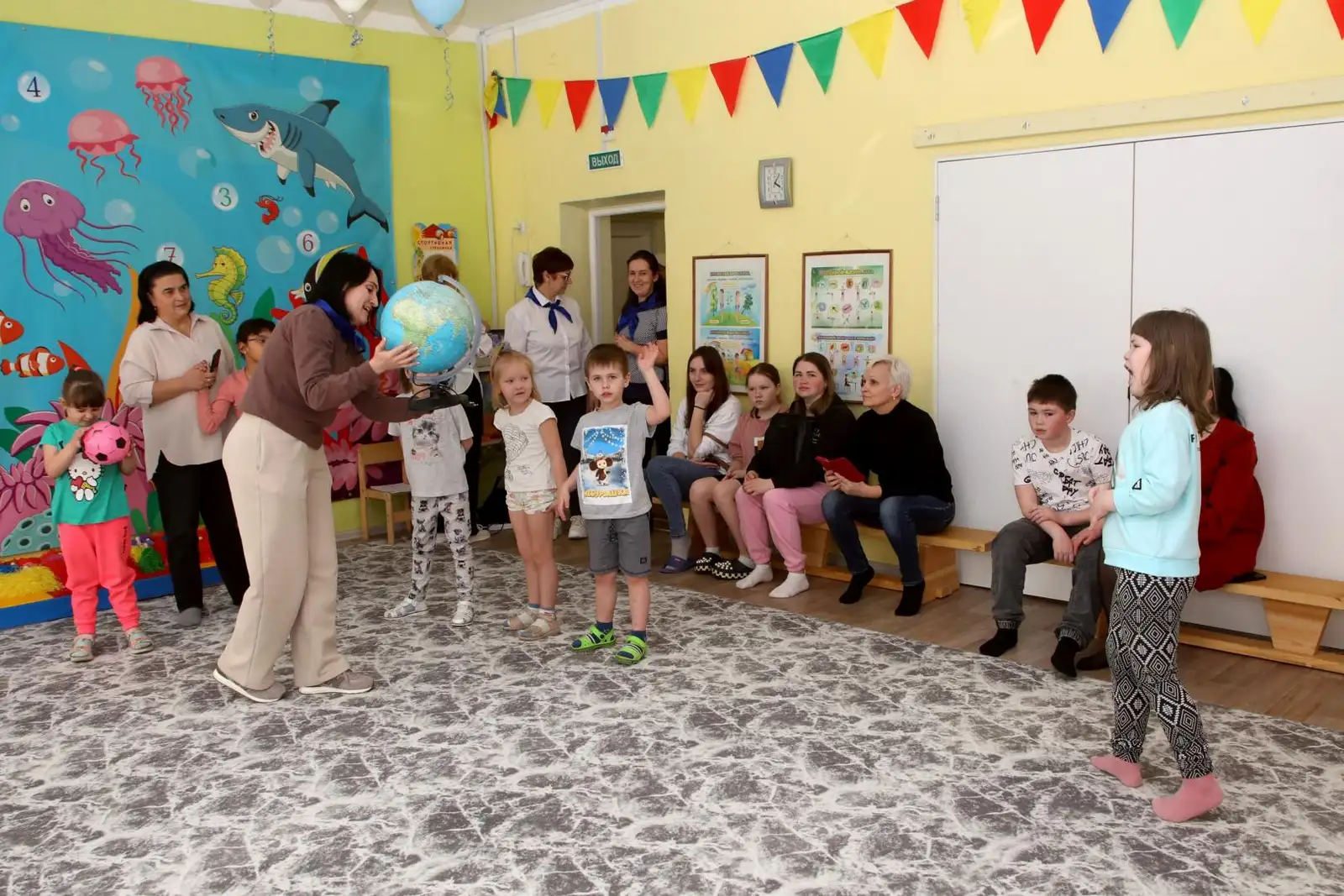 Праздник "Из 1000 планет Земли прекрасней нет!" в рамках инклюзивного фестиваля #ЛЮДИКАКЛЮДИ - 2025