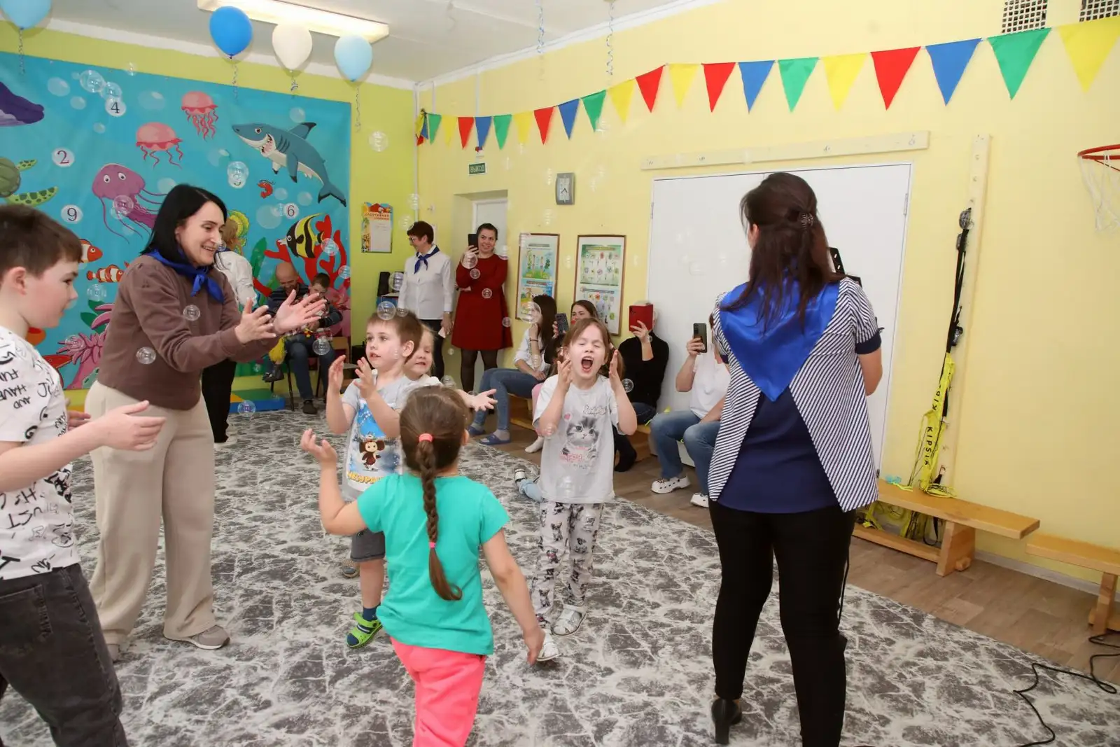 Праздник "Из 1000 планет Земли прекрасней нет!" в рамках инклюзивного фестиваля #ЛЮДИКАКЛЮДИ - 2025