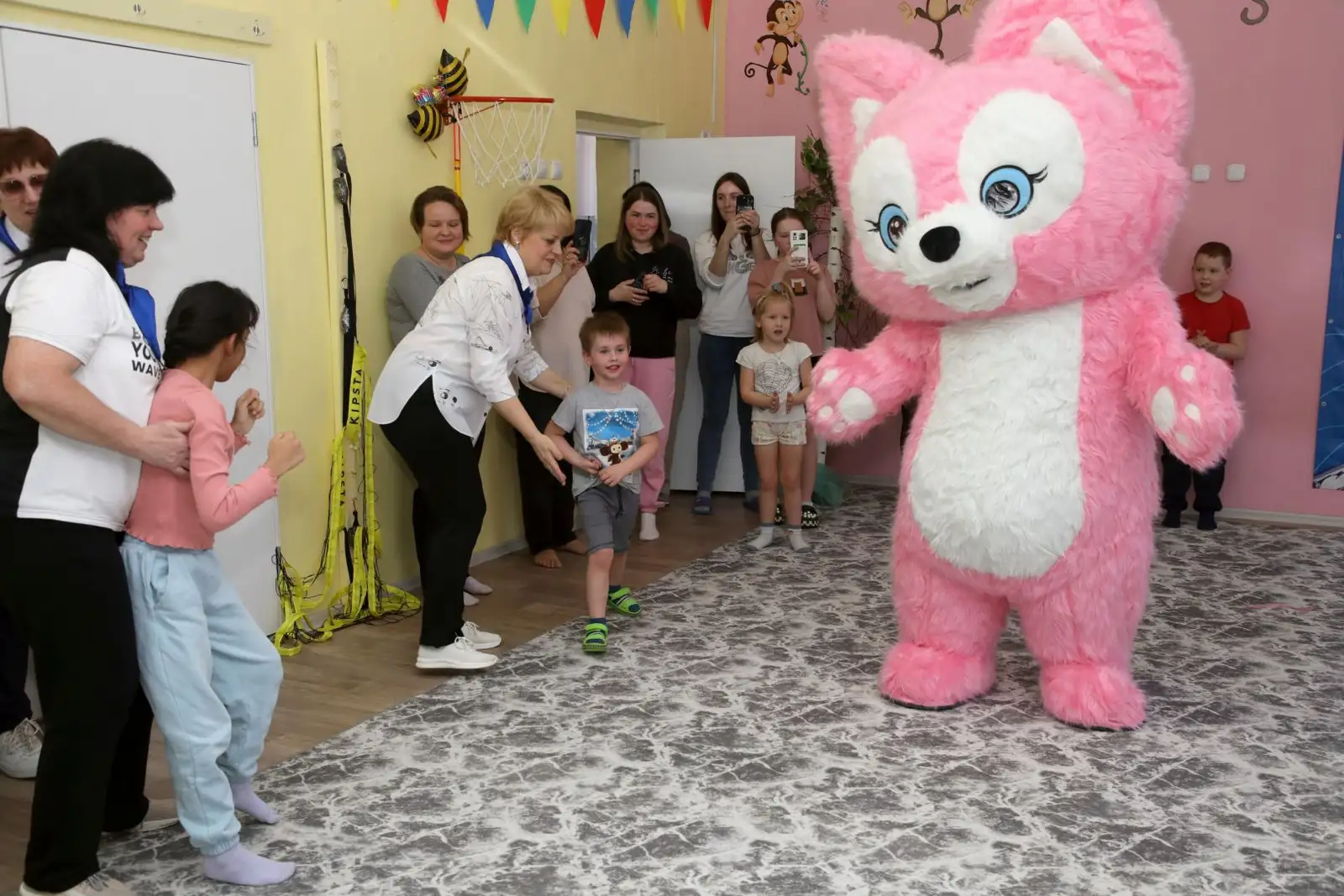 Праздник "Из 1000 планет Земли прекрасней нет!" в рамках инклюзивного фестиваля #ЛЮДИКАКЛЮДИ - 2025