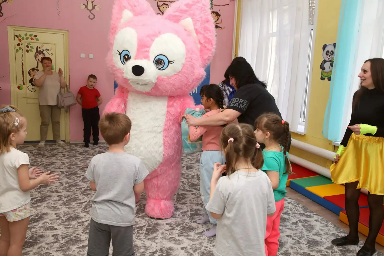 Праздник "Из 1000 планет Земли прекрасней нет!" в рамках инклюзивного фестиваля #ЛЮДИКАКЛЮДИ - 2025